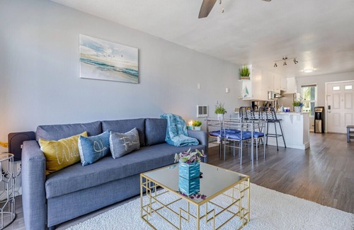 Imperial Beach Condo | 2BD,Pool,Ocean View, Parking, BBQ, Surfers Wanted