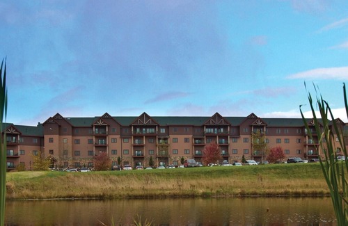 Lake Delton Condo | 2BD/Wisconsin Dells - Access to Water Parks!
