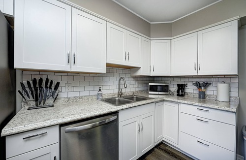 Indianapolis House | 2Bed/1Bth - King Bed Monon Trail