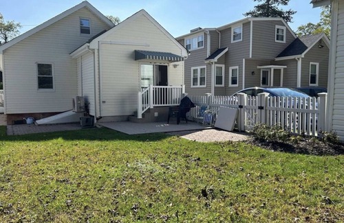 Bayville House | 2bed/2bath Beach Bungalow in Bayville, NY