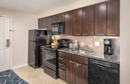 Las Vegas Resort | 2Bed/2Bath Deluxe Unit in Gorgeous Desert Blue Resort in Las Vegas!