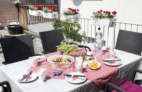 Cochem Apartment | 2Bed Old Town Apt Sleeps 6 - Rooftop Terrace, Wifi