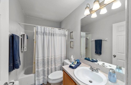 Royal Palm Bay Apartment | 2bedroom Lovely unit just 15 minutes from Disney