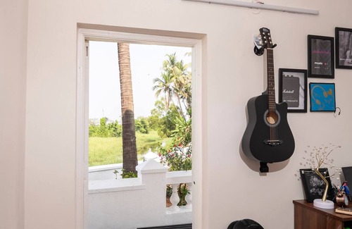 Bastora House | 2BHK Riverfront Mystical Garden-By Aquagreen Homesnn