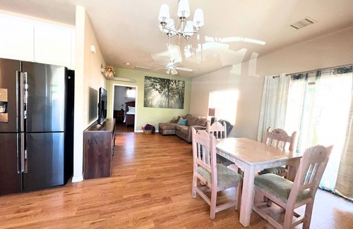 Cottonwood Apartment | 2BR 1B guest house. Convenient location, pet friendly, amazing views!