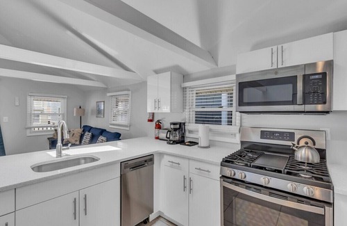 Manasquan Apartment | 2BR 1BA Steps to the Sand II