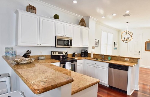 Windley Key House | 2BR/2.5BA Angler's Reef Conch Villa 103 With Private Beach and Pool Access
