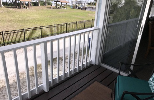 Bradenton Beach House | 2BR/2BA Bayfront Retreat! Watch Sunrise Over Water with Bay Views & Free WIFI