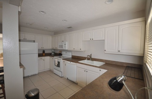 Sarasota House | 2BR/2BA House. Minutes from siesta key beach