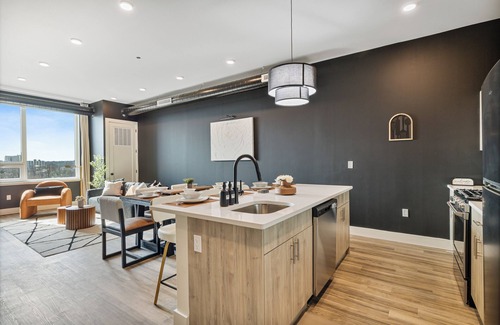 East Orange Apartment | 2BR/2BA, King bd, Gym, Free Parking, 8min to Train