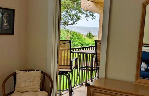 Folly Field Apartment | 2BR/2BA Luxury Oceanfront Condo