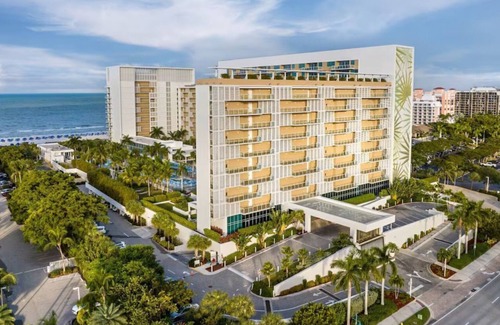 Marco Island Condo | 2BR/2BA Villa at Marriott's Crystal Shores