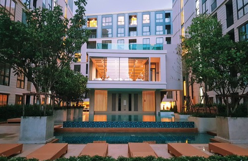 Rama 9 Condo | 2BR/2BTH Maestro 03 ✦ Shuttle to Subway ✦ Pool & Gym ✦ 49" Smart TV ✦ 100MBWiFi