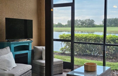 Bradenton Condo | 2br/2bth spacious garden condo perfect for golfer w deeded golf course access