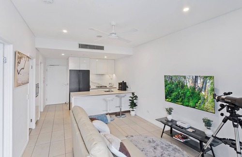 South Brisbane Apartment | 2BR Apt in South Brisbane with Spectacular View