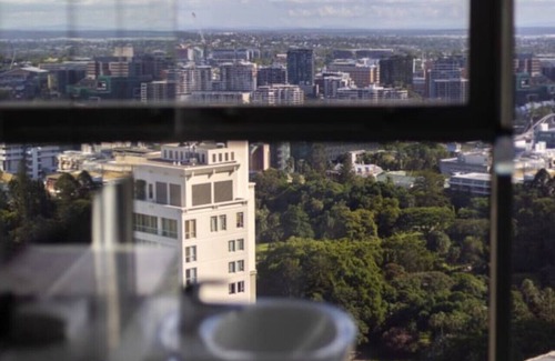 Brisbane Central Business District Apartment | 2BR Apt in the Heart of the City w/Stunning View