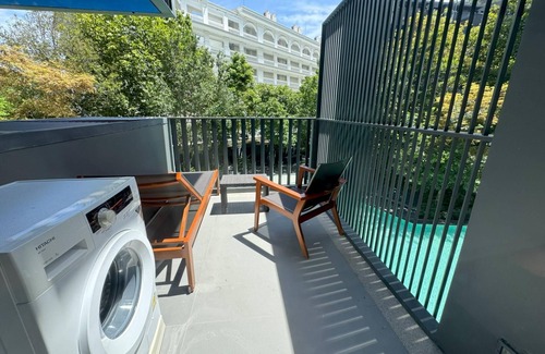 Patong Apartment | 2br at The Deck Great location & sea view pool