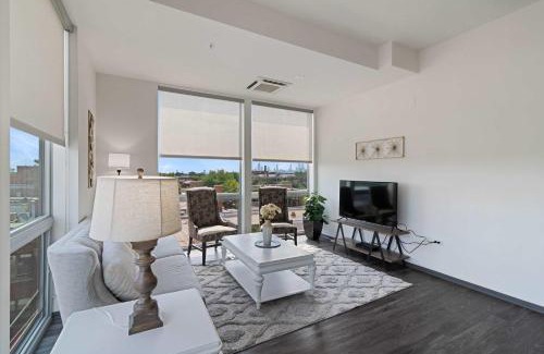 Palmer Square Apartment | 2BR City Loft Sweeping Glass Views