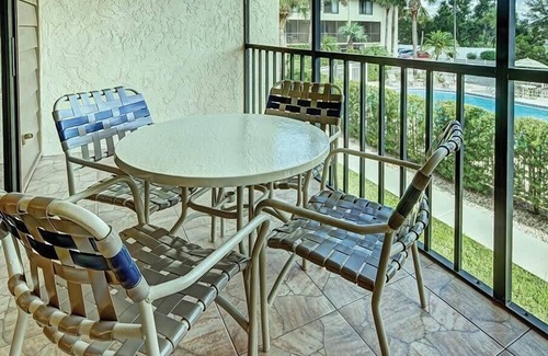 Florida Center Condo | 2br Condo Fun w/family Close to Disney!