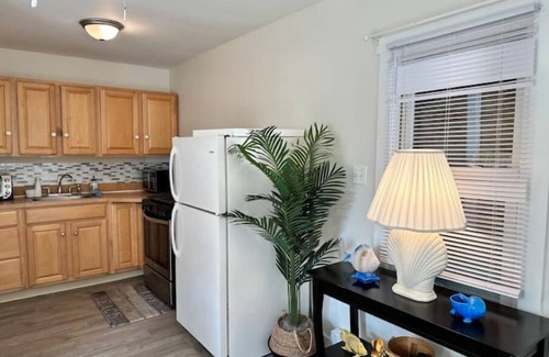 Wildwood Cottage | 2BR Cottage 3 blocks to the beach- walking distance to everything in town