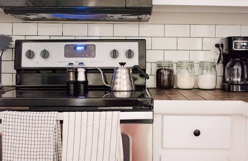 Mobile Apartment | 2BR Cozy Getaway Near MOB