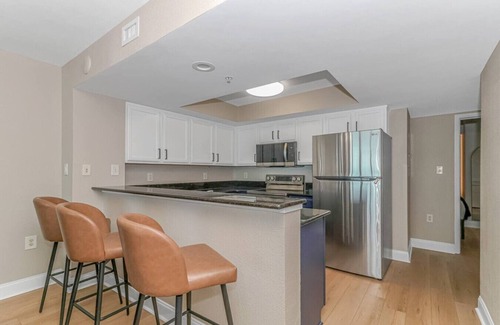Myrtle Beach Apartment | 2BR Direct Oceanfront Newly Renovated onBoardwalk!