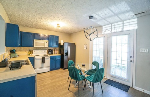 Northeast Raleigh House | 2br each w/private full bath