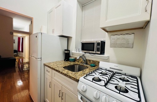Upper West Side Apartment | 2BR Elevator - Steps from Museum, Central Park