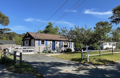 Dennis Port House | 2BR escape with central air and linens provided, close to Sound side beaches
