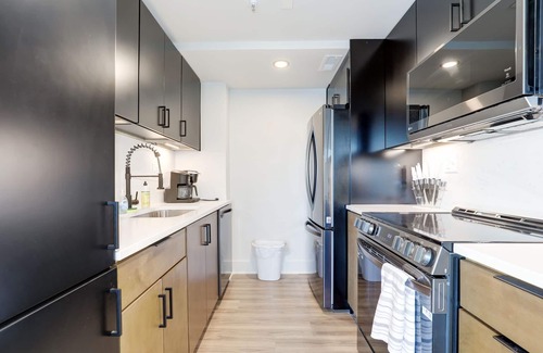 Radnor - Fort Myer Heights Apartment | 2BR Executive Apartment in Prime Location