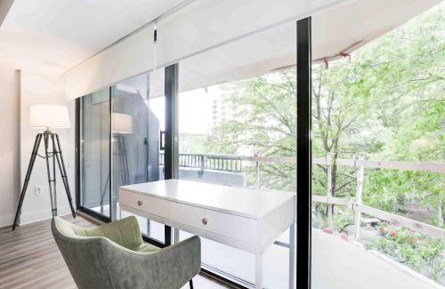 Radnor - Fort Myer Heights Apartment | 2BR Executive Apartment with Spacious Layout