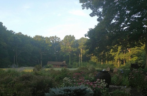 Salem House | 2BR Guest House on 36 acer Estate Indoor POOl/SPA