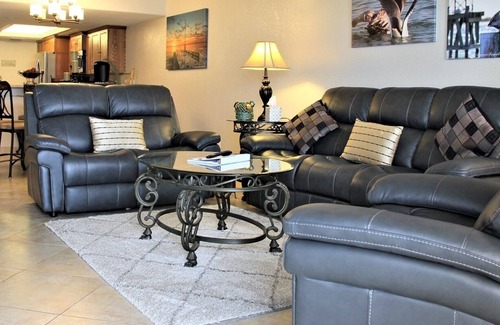 South Padre Island Condo | 2BR Highrise Condo on the Beach