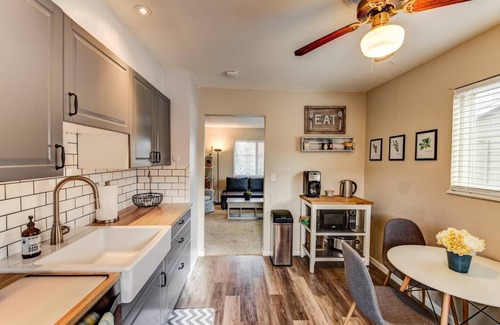 Colorado Springs Cottage | 2BR Hikers Dream Red Rocks Dog-friendly!