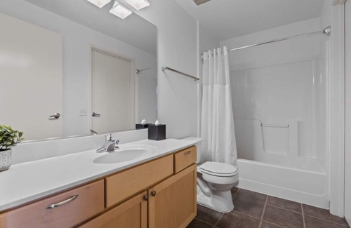 Strip District Apartment | 2BR Historic Loft Oasis With Pool & Gym