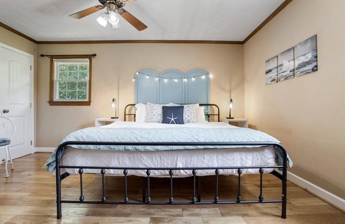 Boiling Springs House | 2br Home -Firepit- Play Areas