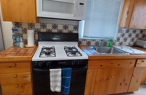 Southeast Heights House | 2BR Home in Nob Hill/UNM Neighborhood/Centrally located