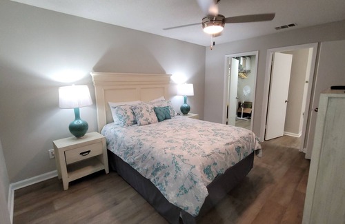 Orange Park Apartment | 2BR Home with Expansive Private Deck and Outdoor Lounge Area