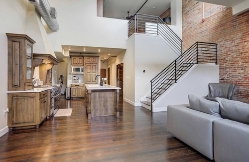 Downtown Colorado Springs Apartment | 2BR Loft, Bar & Pikes Peak Deck View, Downtown