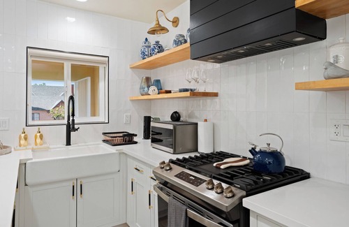 Park Mesa Heights House | 2BR Luxury Stay Near LAX, SoFi & local Beaches