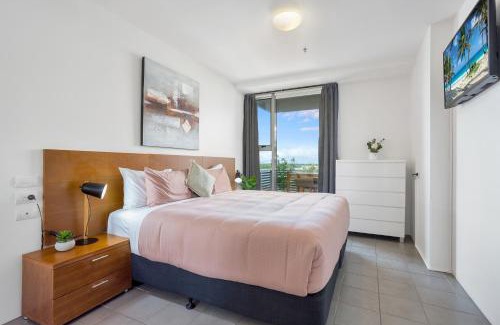 Cairns Central Business District Apartment | 2BR Marina Getaway at Harbour Lights Cairns