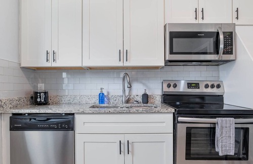 Cottage Line Apartment | 2BR Ocean Oasis Suite | Beach | Pool