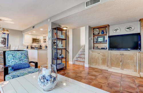 Fernandina Beach Condo | 2BR Oceanfront in Captain's Court with beautiful views! Omni Plantation