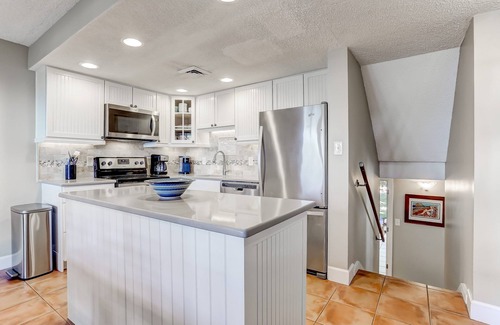 Fernandina Beach Condo | 2BR Oceanfront in Captain's Court with beautiful views! Omni Plantation