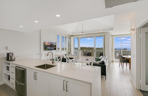 Kingscliff Apartment | 2BR Oceanview Penthouse @ Mantra Salt Resort by uHoliday