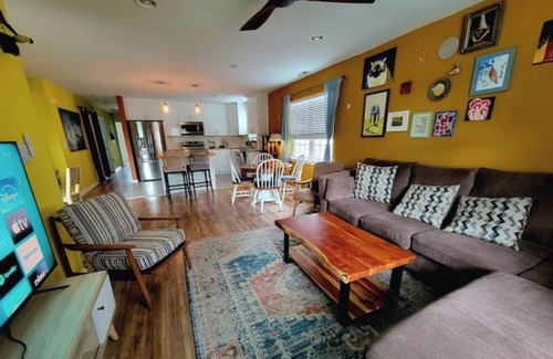 Charlotte House | 2BR + Office Steps to NoDa & Plaza Midwood
