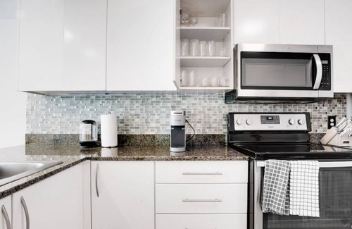 Brickell Condo | 2BR Penthouse with Unbeatable Water Views and Parking