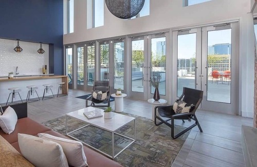 Civic District Condo | 2br Presidential Condo in Downtown Austin!