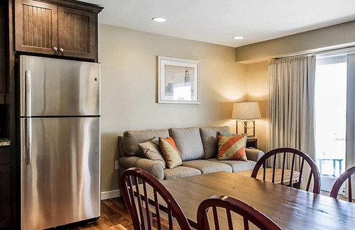 Dennis Port Condo | 2BR Presidential Ocean Front Soundings Seaside Resort w/Amenities