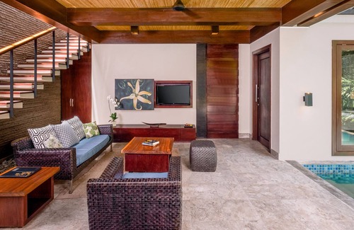 Dyanapura Villa | 2BR Private Pool Villa only 2 minutes to Seminyak Beach